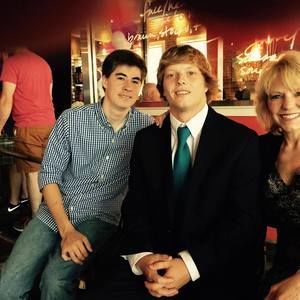 Meet your Posher, Debbie